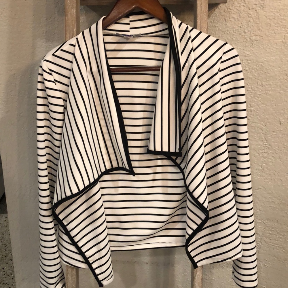 Like new, worn once! Simply Styled jacket